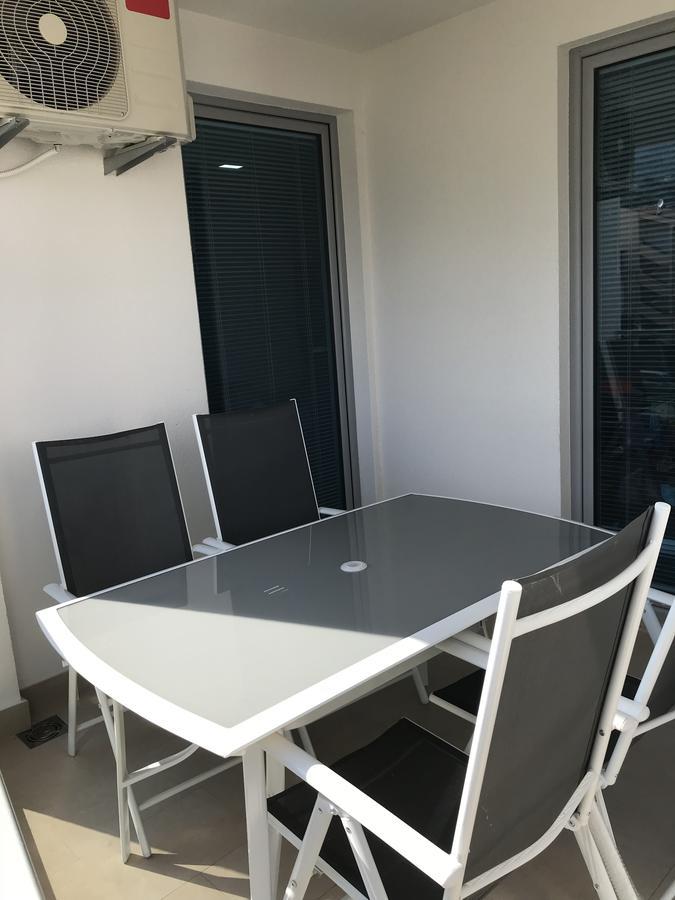 Apartmani Belma Dobra Voda Luaran gambar